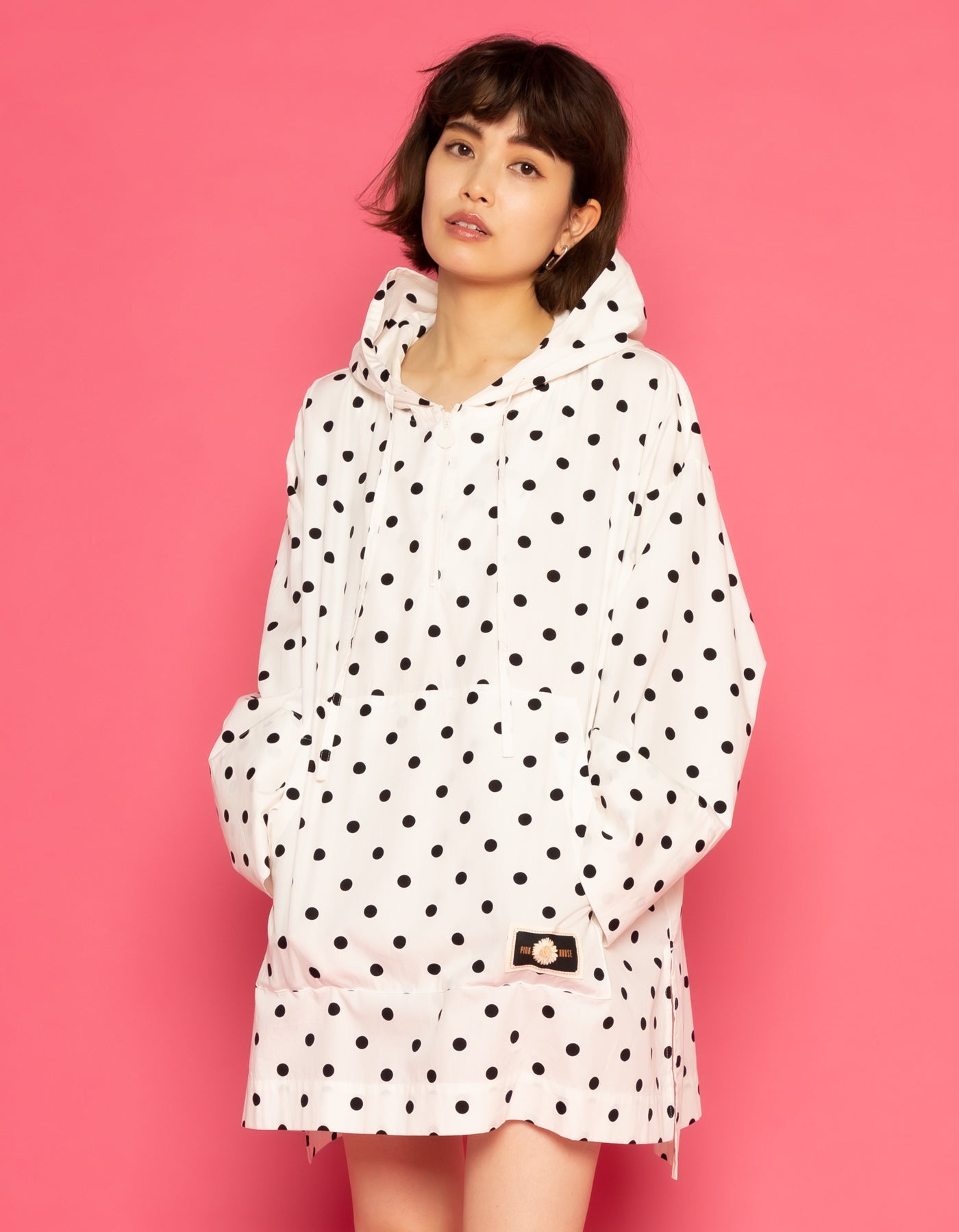 little sunny bite と pink house Coin dot hoodie / IVORY