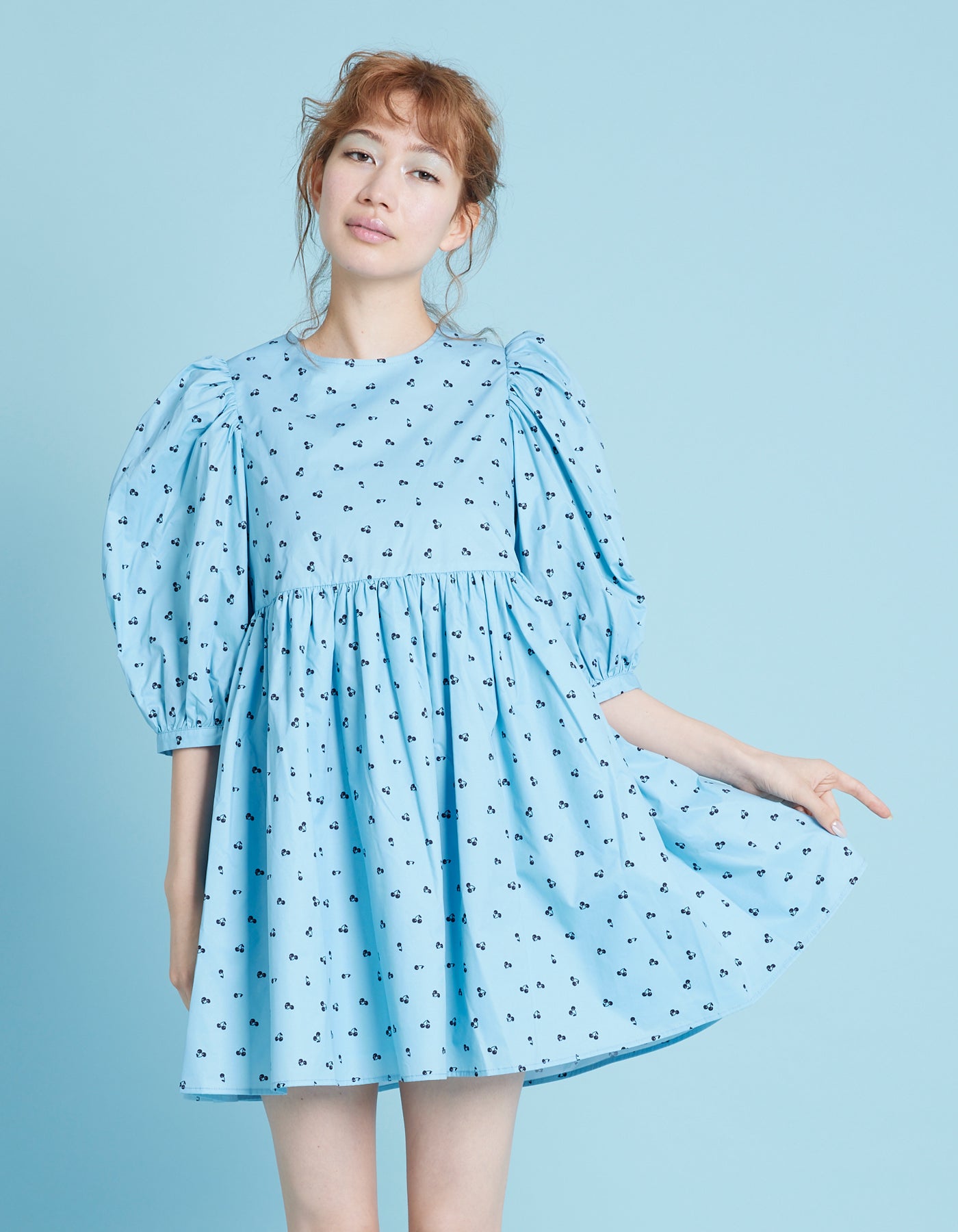 little sunny bite (リトルサニーバイト)Cherry puff mini dress