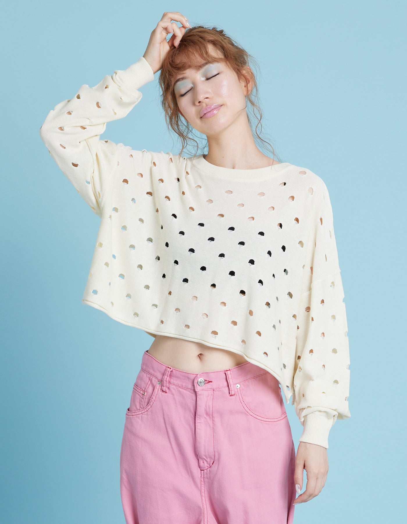 Perforated short knit top / WHITE
