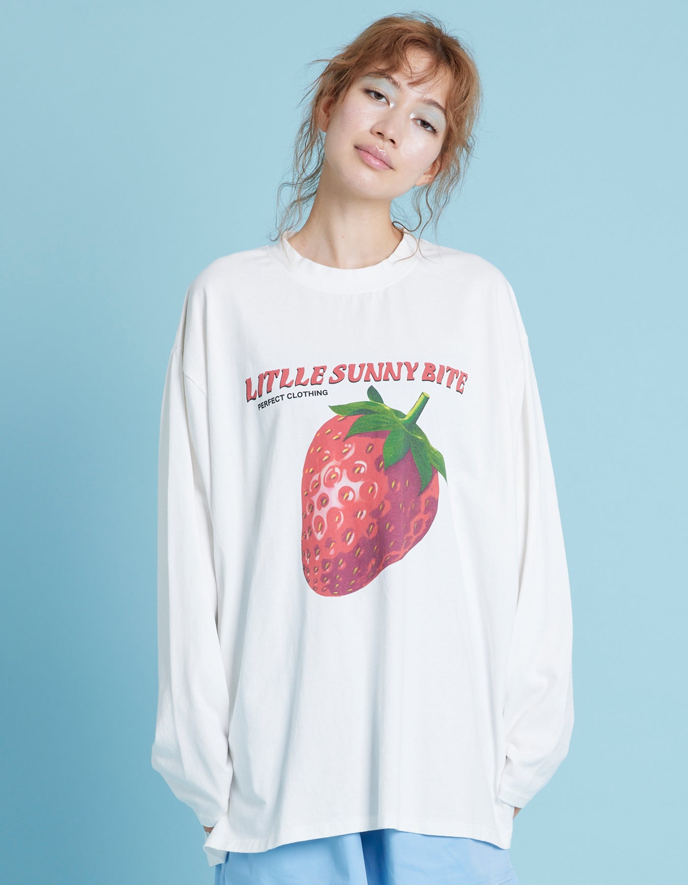 Strawberry long tee / WHITE