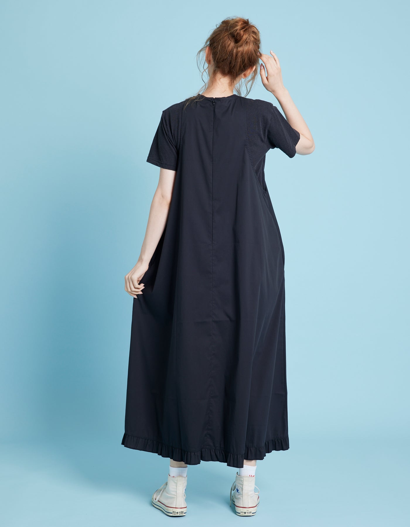 Sleeveless long dress / BLACK